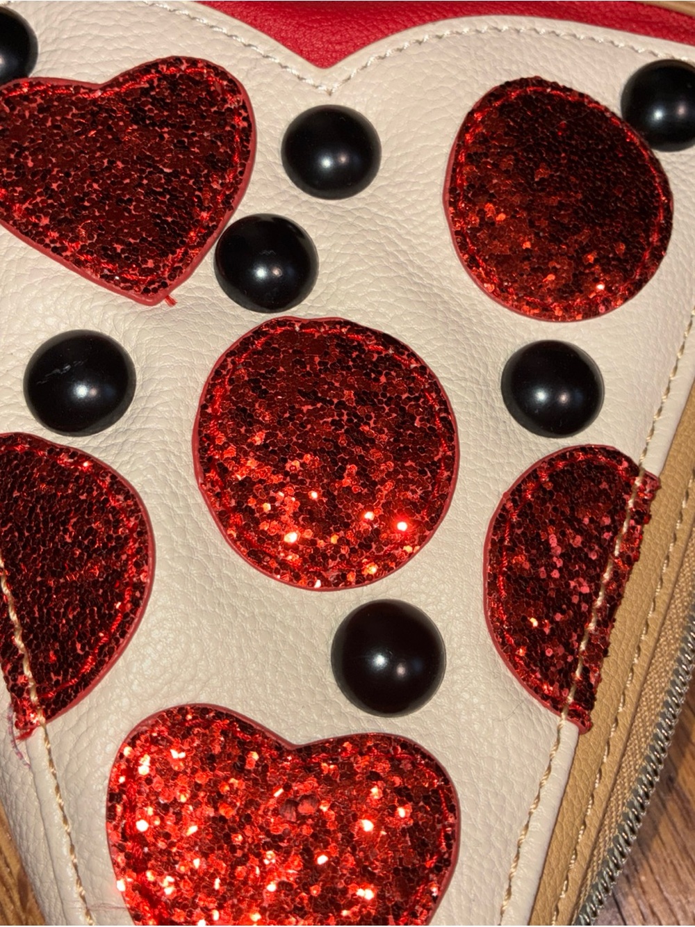 Betsey Johnson Red Glitter Pizza Slice Wristlet - Beige & Cream - Picture 3 of 9